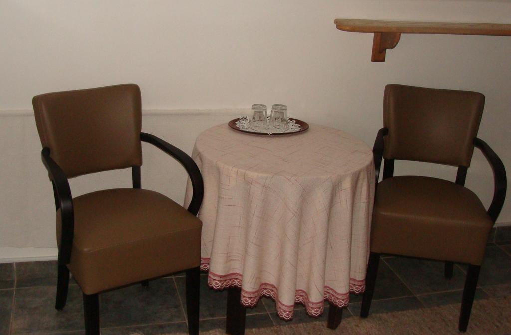 Hotel Andras Nadfedeles Vendeghaz Tihany Zimmer foto